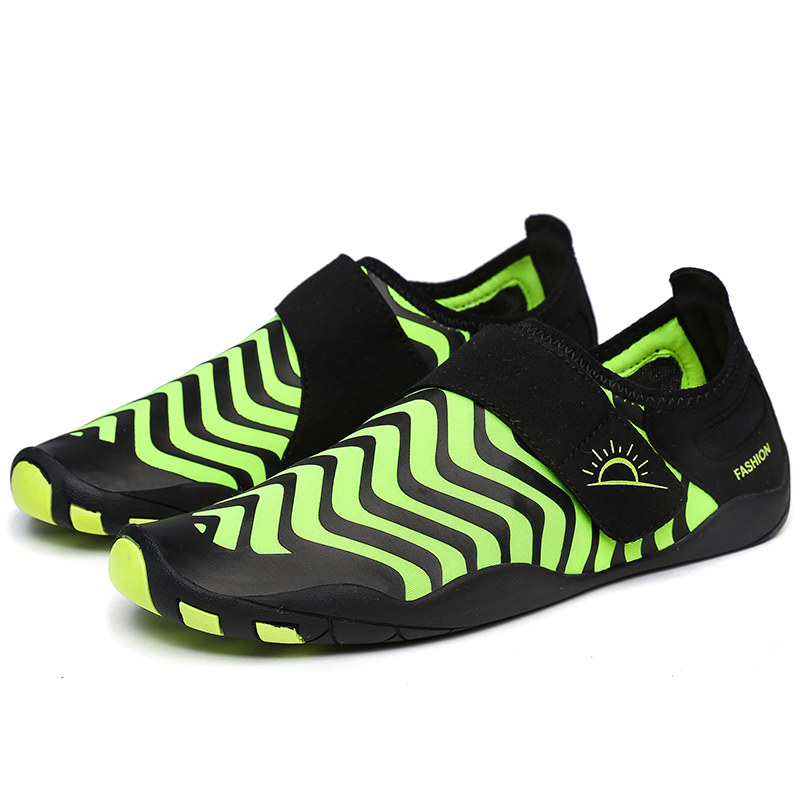  Free shipping Beach Aqua Shoes for men Lightweight quick dry Swimming footwear with Drainage Holes 