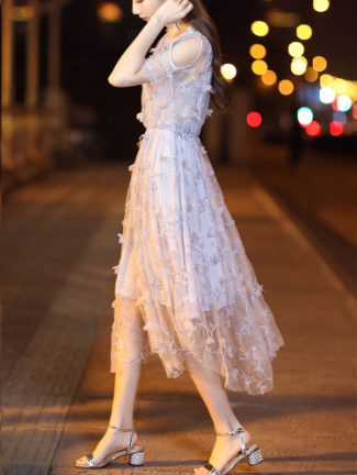 2018 new Korean dress lace perspective sexy dress fashion strapless beach skirt