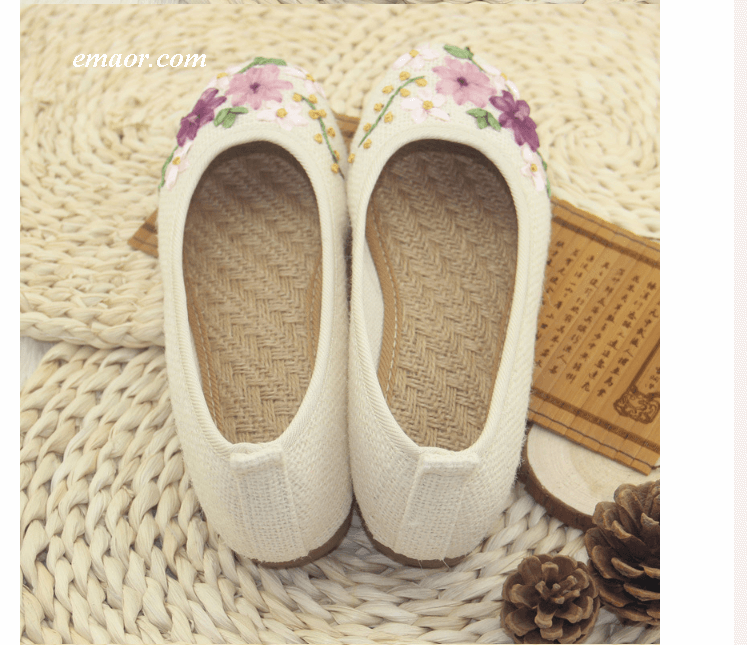 Flat Shoes for Women's Casual Ballet Flats Embroidery Vintage Round Toe Cotton Fabric Slip On Ladies Flat Shoes Chaussures Femme Loafers Moccasin Flat Shoes for Women 