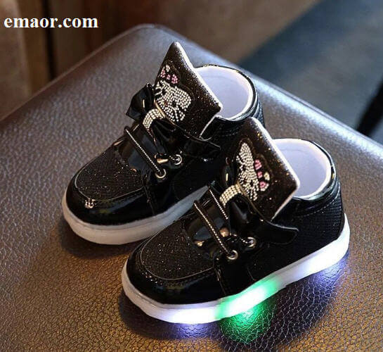 Children Luminous Shoes New Girls Sport Running Shoes Baby Flashing Lights Fashion Sneakers Princess Toddler Little Kid LED Sneakers